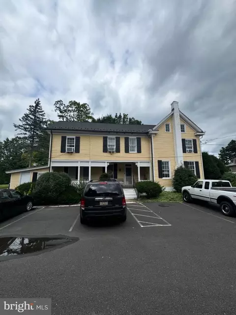 1093 Durham Rd, Newtown, PA 18940
