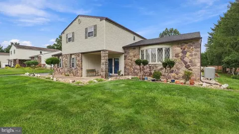 55 Nancy Dr, Richboro, PA 18954