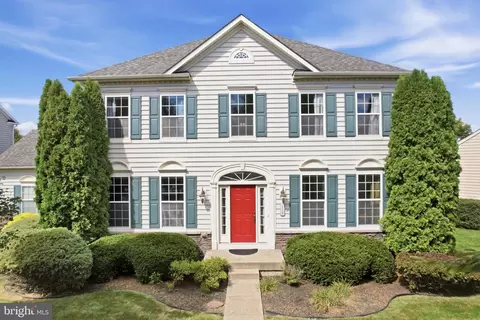 116 Hart Dr, Perkasie, PA 18944