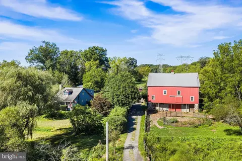 1989 Grant Rd, Coopersburg, PA 18036