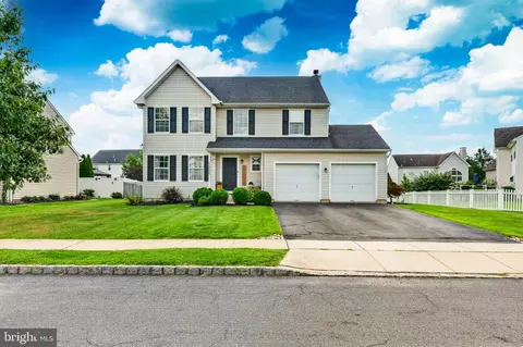 1340 Wildflower Way, Quakertown, PA 18951