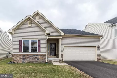 1082 Huntington Rd, Quakertown, PA 18951