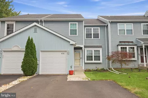 416 Bellows Ln, Feasterville Trevose, PA 19053