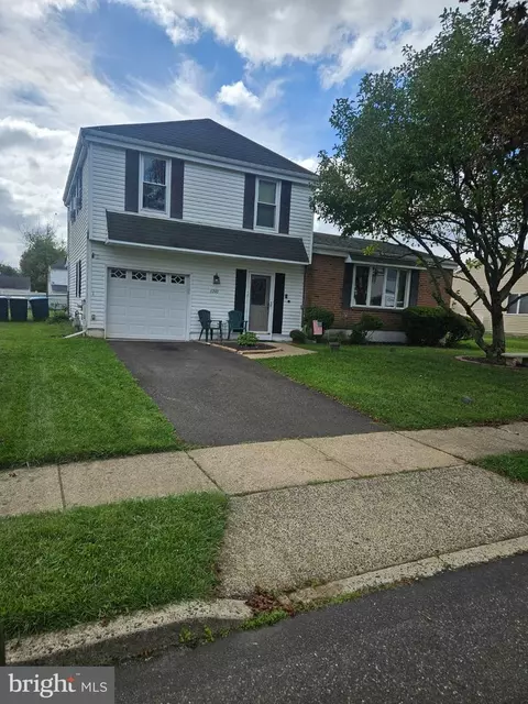 6340 Hardin Rd, Bensalem, PA 19020
