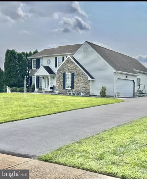 1406 Bentley Dr, Warrington, PA 18976