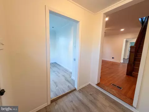 414 W Bridge St, Morrisville, PA 19067