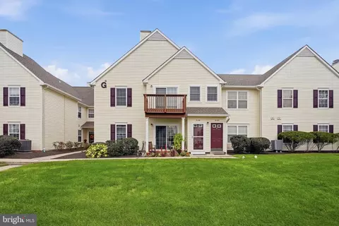 99 Horseshoe Dr, Quakertown, PA 18951
