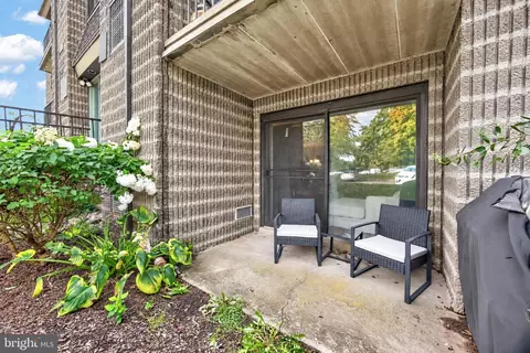 267 E Village Rd, Southampton, PA 18966