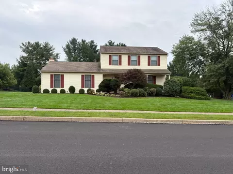 41 Castlewood Dr, Chalfont, PA 18914