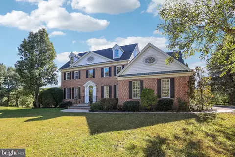 125 Heather Dr, New Hope, PA 18938