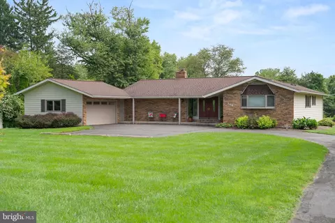 504 Old Street Rd, Feasterville Trevose, PA 19053