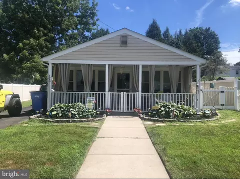 4259 Willow Ave, Feasterville Trevose, PA 19053