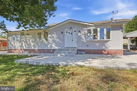 543 Old Street Rd, Feasterville Trevose, PA 19053