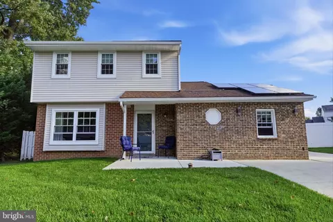 6165 Craig Ave, Bensalem, PA 19020
