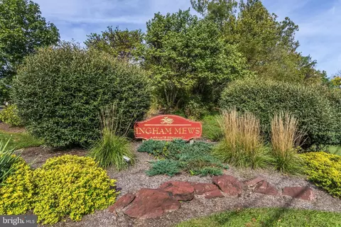 53 Parchment Dr, New Hope, PA 18938