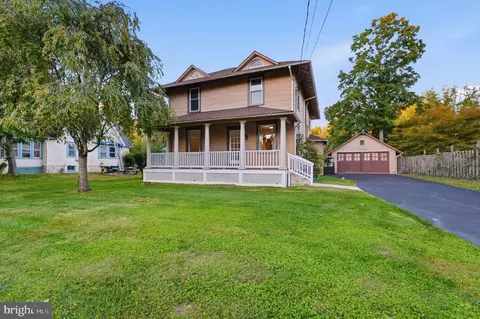 1219 Bristol Rd, Churchville, PA 18966