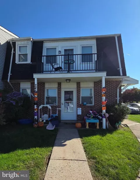 246-247 Washington Pl, Telford, PA 18969