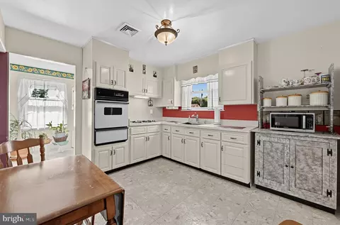 Kitchen - 1400 Nancy Dr, Croydon, PA 19021 photo 1 of 3