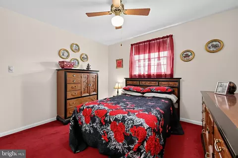 Bedroom - 1400 Nancy Dr, Croydon, PA 19021 photo 3 of 7