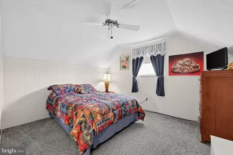 Bedroom - 1400 Nancy Dr, Croydon, PA 19021 photo 5 of 7