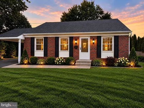 4 Mccarthy Ave, Langhorne, PA 19047