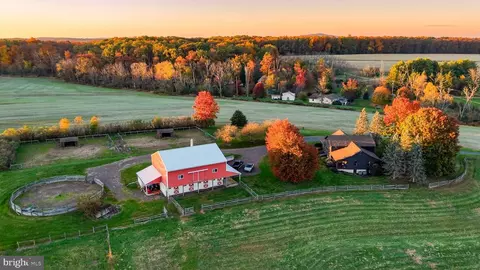 1044 Creamery Rd, Perkasie, PA 18944