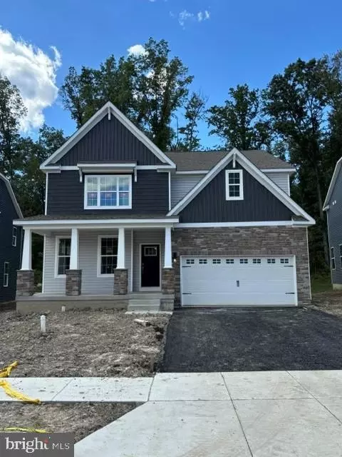 500 Trolley Ln, Sellersville, PA 18960