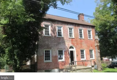 4507 Newportville Rd, Levittown, PA 19056