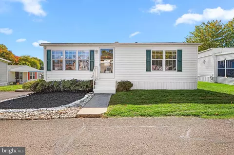 2304 Brownsville Rd #H-28-MAPLE AVE, Feasterville Trevose, PA 19053