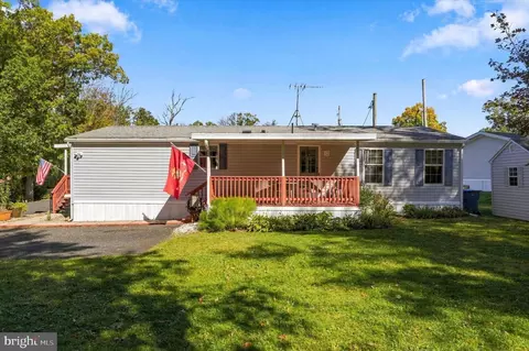 3015 Walnut Ln, Telford, PA 18969