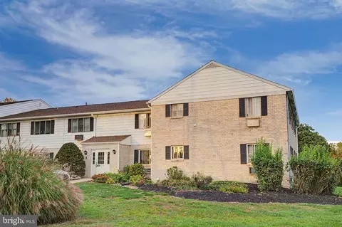 26 Park Ave #B26, Chalfont, PA 18914