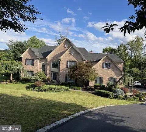 1885 Powderhorn Ct, Holland, PA 19053