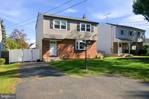 Exterior - 331 Cedar St, Warminster, PA 18974 photo 2 of 6