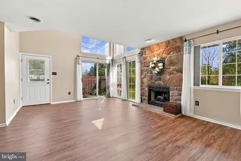 120 Wheatsheaf Ln, Telford, PA 18969