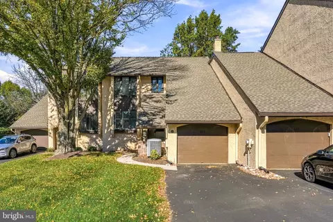 113 Golf Club Dr, Langhorne, PA 19047