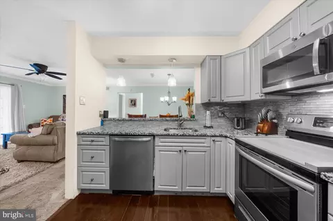 748 E Parker St, Langhorne, PA 19047