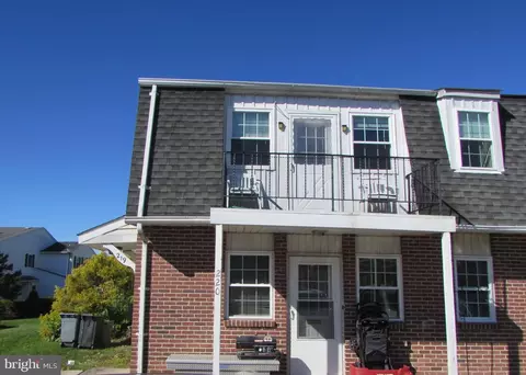 219-220 Washington Pl, Telford, PA 18969