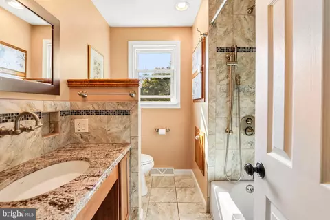 Bath - 110 Taifer Ave, Doylestown, PA 18901 photo 1 of 4