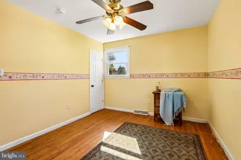 Bedroom - 110 Taifer Ave, Doylestown, PA 18901 photo 2 of 5