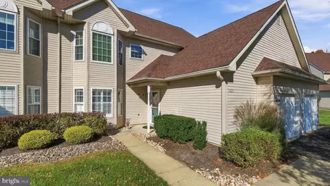1665 Peach Tree Ln #65, Warrington, PA 18976