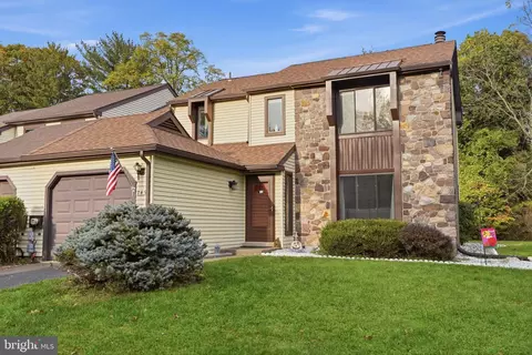 749 Chesham Turn Turn, Southampton, PA 18966