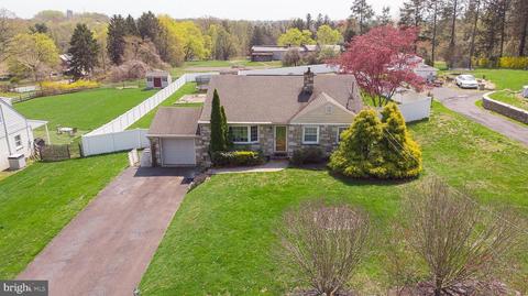561 Walter Rd, Warminster, PA 18974 photo 1