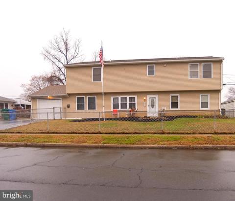 1007 Spencer Dr, Croydon, PA 19021 photo 1