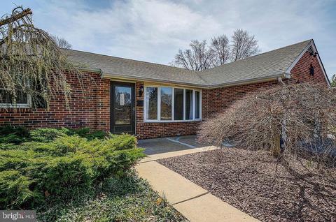 675 Phillips Rd, Warminster, PA 18974 photo 2
