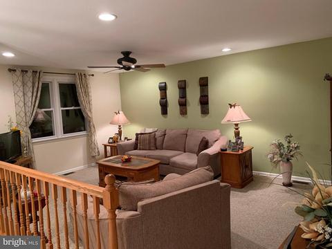 982 Ramsay Rd, Warminster, PA 18974 photo 5