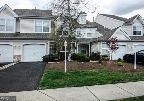 1707 Rockcress Dr Jamison Pa 18929 76 Photos Mls Pabu525256 Movoto