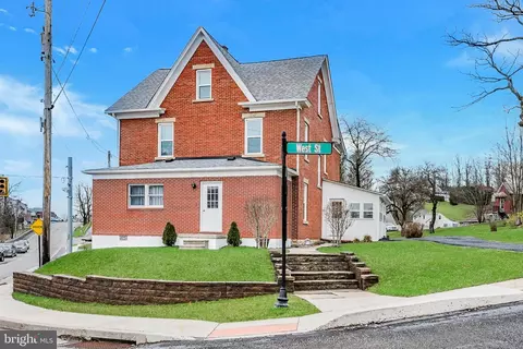 701 W High St, Ebensburg, PA 15931