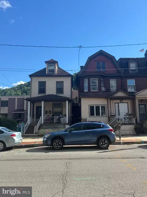 102-104 Main St, Johnstown, PA 15901