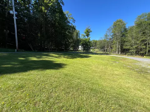 Exterior - 482 Red Oak, Flinton, PA 16640 photo 7 of 9