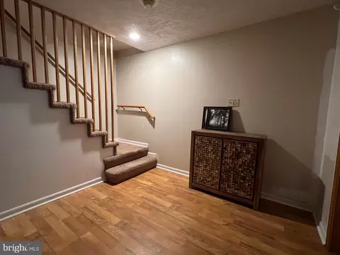 Entry Way - 482 Red Oak, Flinton, PA 16640 photo 1 of 2